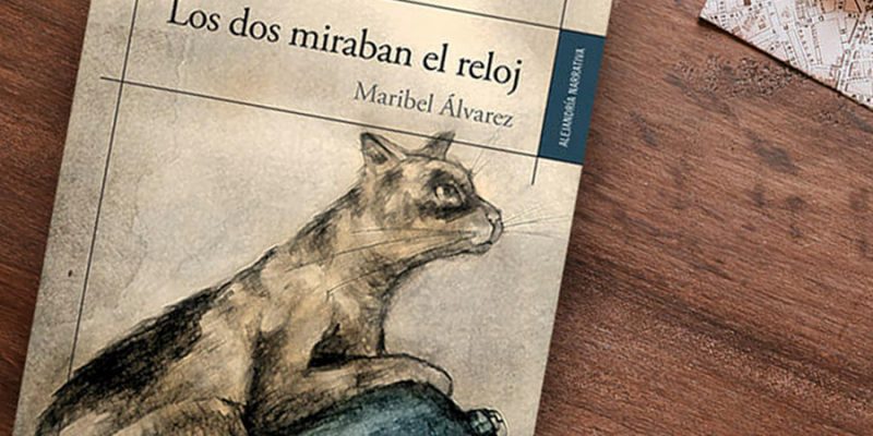 Los dos miraban el reloj